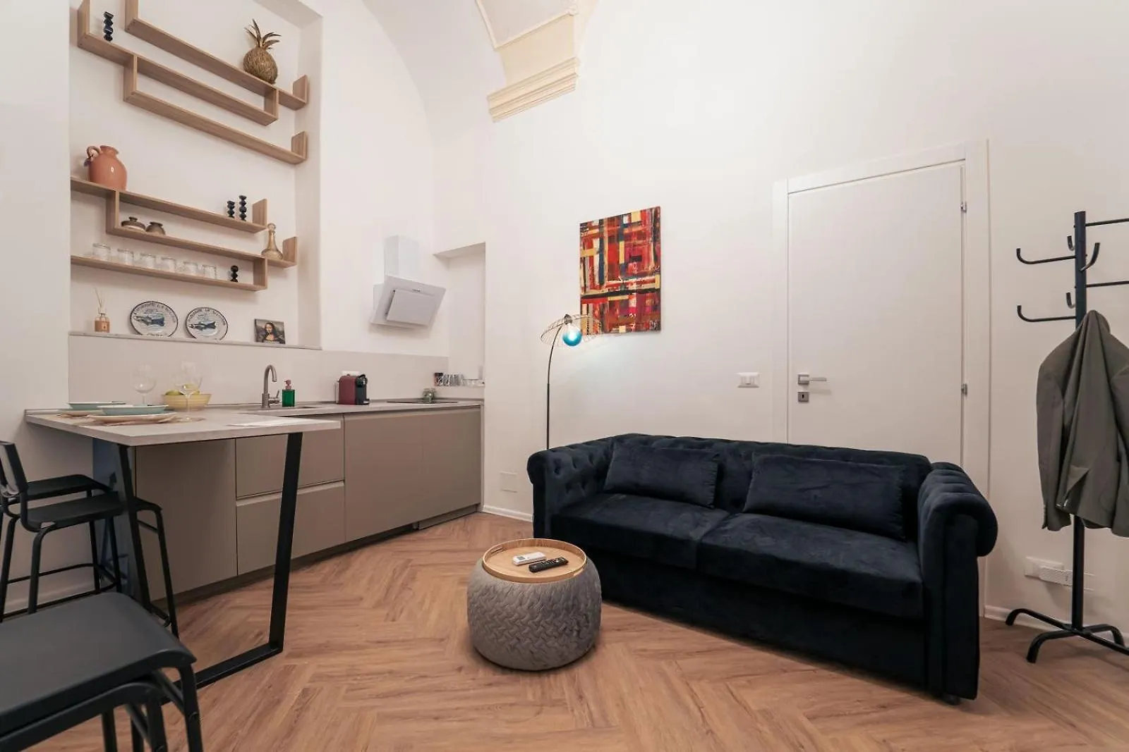 Elegant Design Apartment In Historical City Center Catania