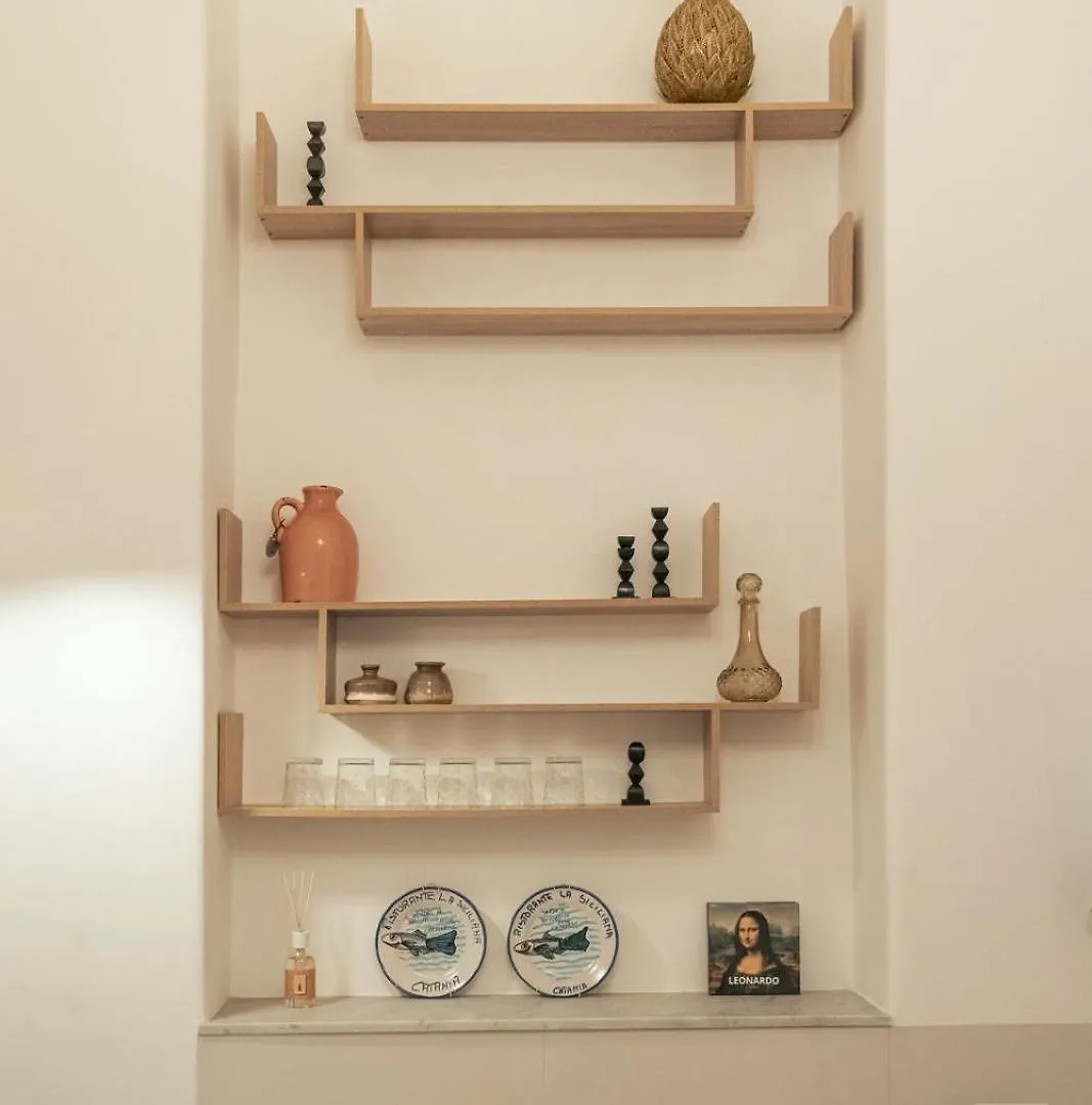 Elegant Design Apartment In Historical City Center Catania