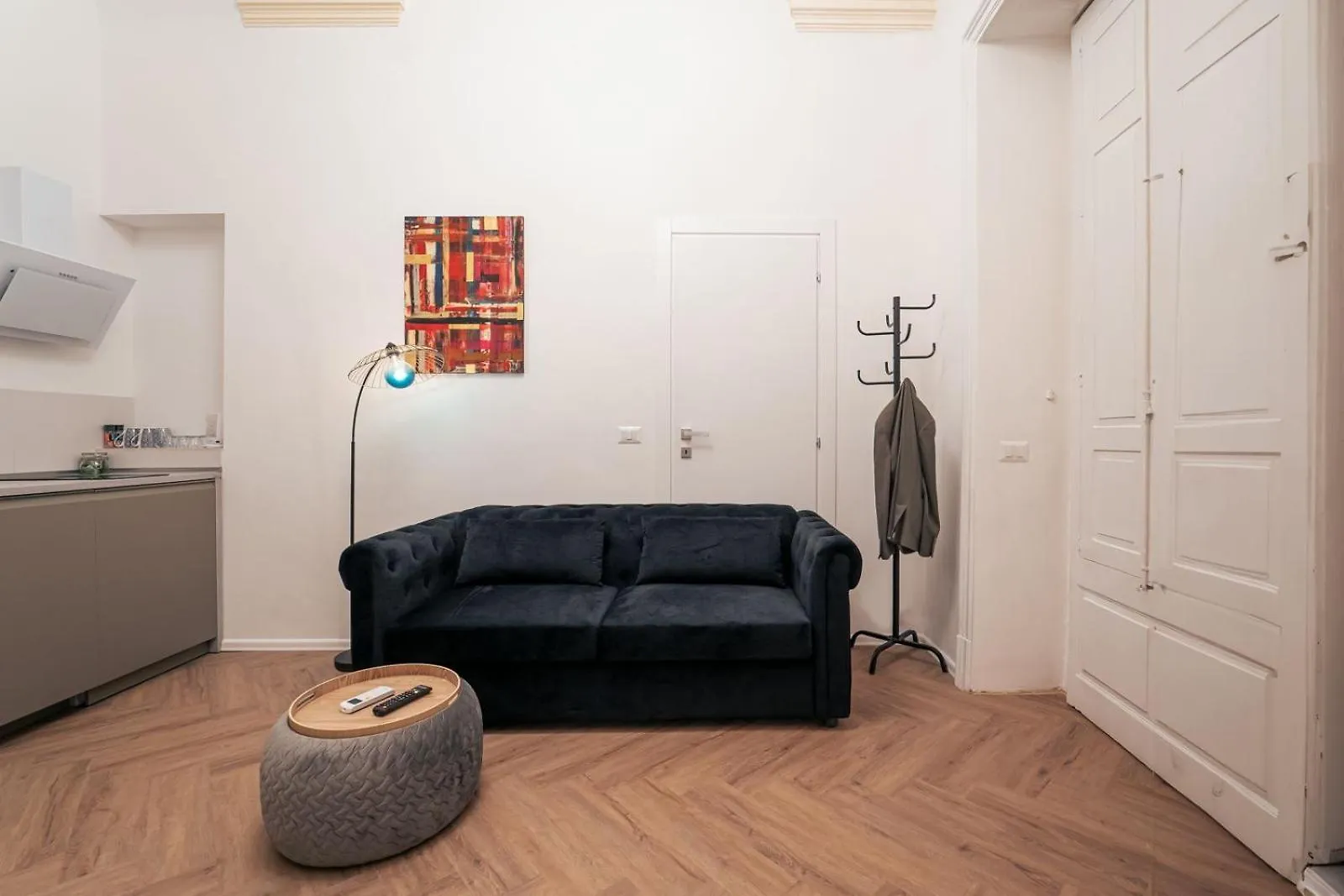 Elegant Design Apartment In Historical City Center Catania